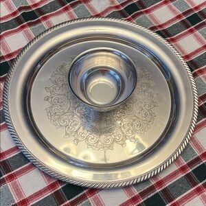Elegant Silver Plated Serving Tray with Intricate Design